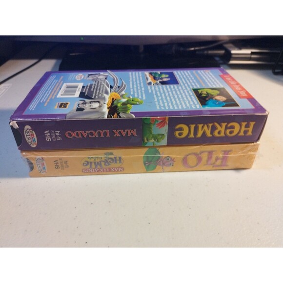 Max Lucado's Hermie Common Caterpillar & Flo Lying Fly VHS Tim Conway Don Knotts - Picture 3 of 7